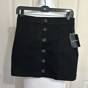 Forever 21 Black denim button up front mini skirt size medium